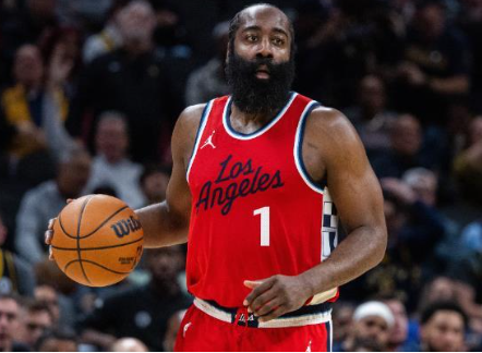 包含活塞客场力克魔术，豪取七连胜的词条