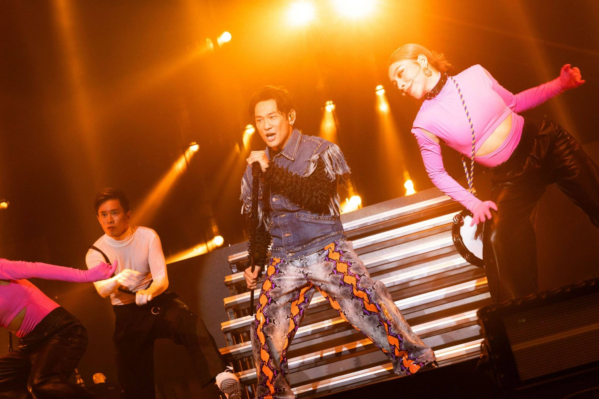 关于KT血洗HKA,Scout团战一打五宿命之战成都决赛之夜,点燃全场激情的信息 关于KT血洗HKA,Scout团战一打五宿命之战成都决赛之夜,点燃全场激情的信息