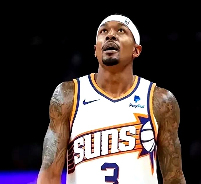 世俱杯冠军-太阳队后场崭露头角,青年球员表现可期的简单介绍