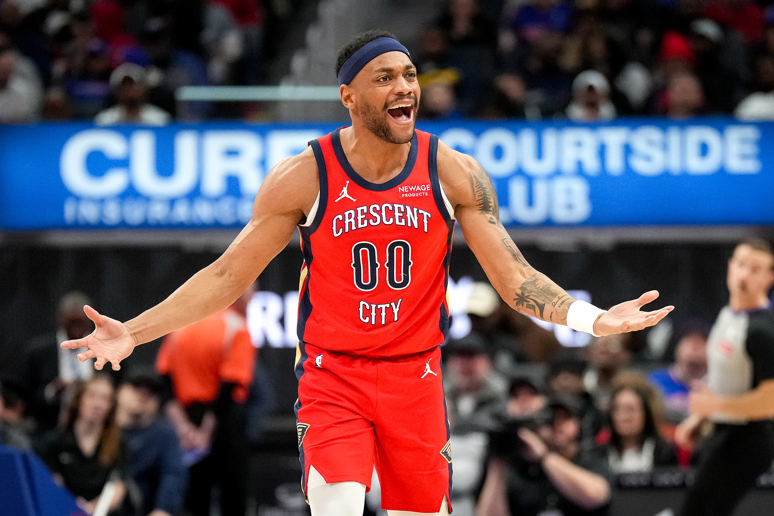 世俱杯改制-鹈鹕队主力受伤，球队面临考验