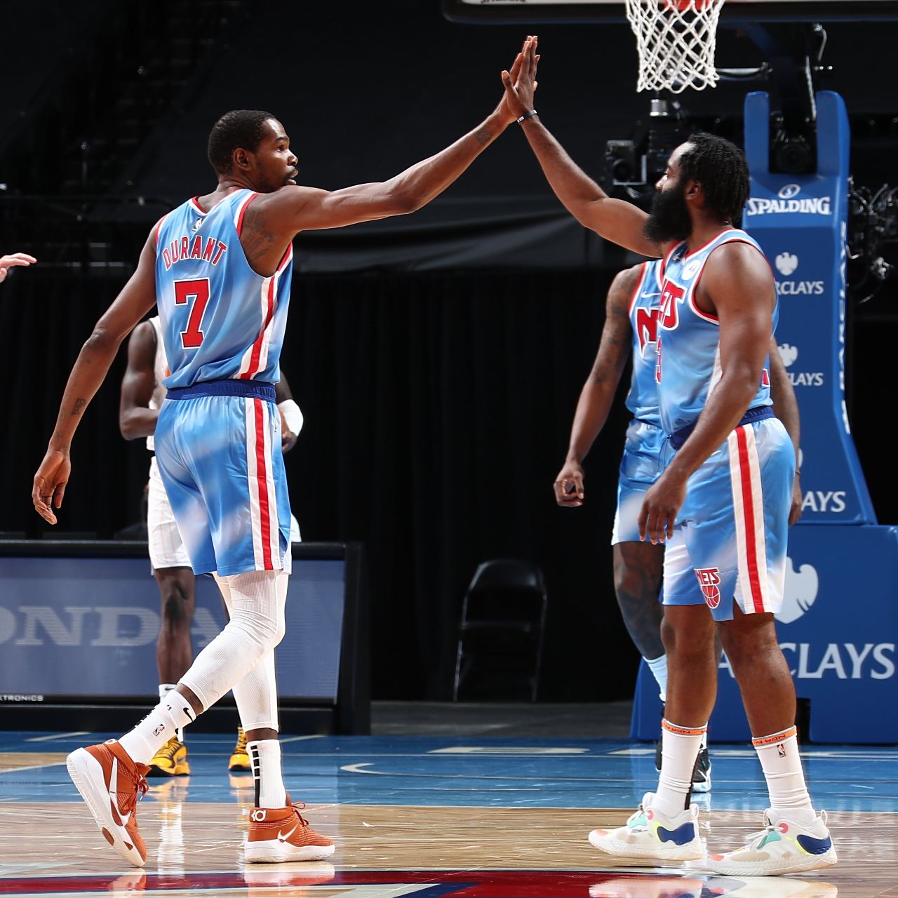 热火队在与篮网队的对决中获得了胜利