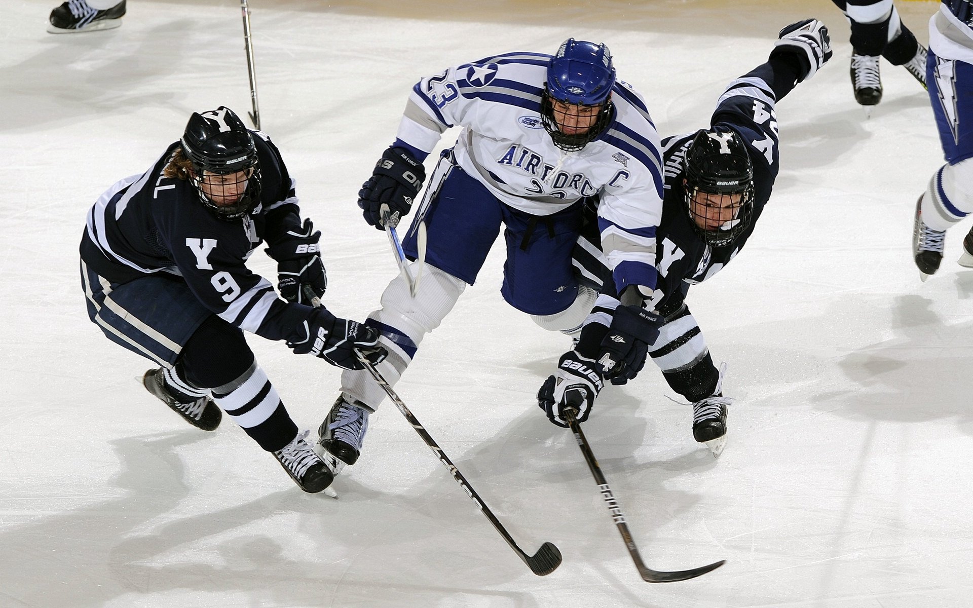 世俱杯决赛-绿茵场外的弧线